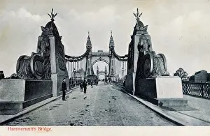 Bazalgette: Hammersmith Bridge over the River Thames, West London