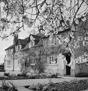 Gabled: Hampden Farm