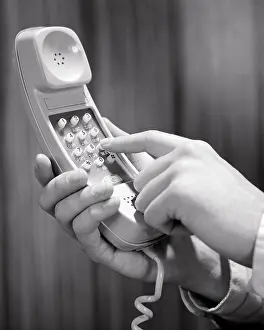 Dialing: Hand Dialing Trim Line Push Button Phone