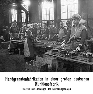 Crates: Hand grenade manufacture, 1917