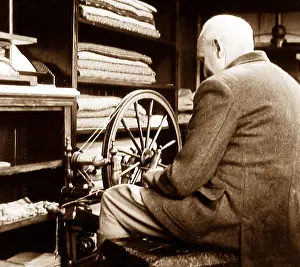 Spinners: Hand loom weaver / spinner early 1900s