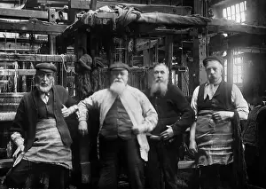 Spinners: Hand loom weavers early 1900s