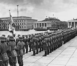 Koenigsplatz: Hand-over of the new flags on Koenigsplatz (King`s Squar