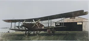 0100: Handley Page 0-100, (on the ground)