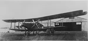 0100: Handley Page 0-100, (on the ground)