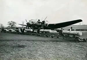 Para Chutes: Handley Page Hampden