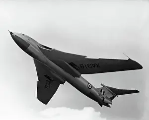 Take Off: Handley Page HP-80 Victor