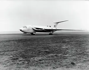 Hp 80: Handley Page HP-80 Victor