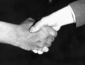 Handshake: Handshake, 1933