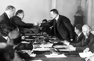 Litvinov: Handshake between Maxim Litvinov and Count