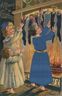 Mantel: Hanging Stockings