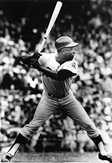 Comcast: Hank Aaron about to get his 3000th hit in ?