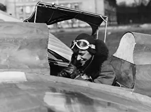 Seater: Hanna Reitsch in the glider Kranich, 1936