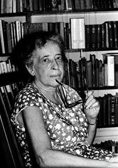 Brille: Hannah Arendt
