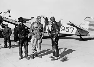 Hartl: Hans Albers in the movie F.P.1 does not answer, 1932