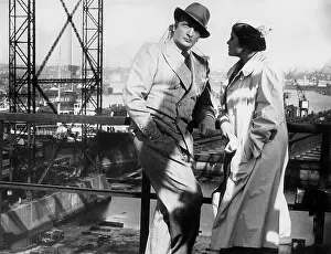 Hartl: Hans Albers and Sybille Schmitz in F.P.1 does not respond