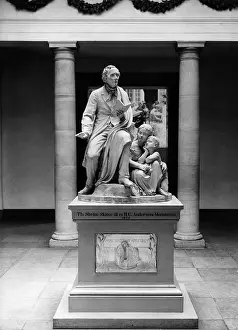 1805: Hans-Christian Andersen