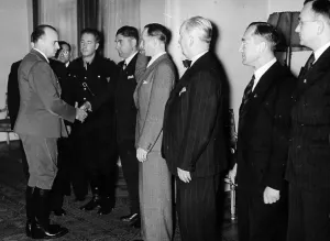 Masovian: Hans Frank with journalists in Warsaw, 1940