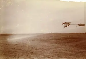 Competing: Hans Grade in a Grade monoplane