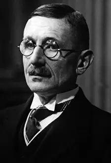 Grimm: Hans Grimm