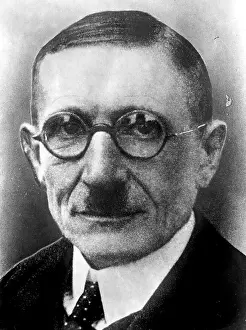 Grimm: Hans Grimm