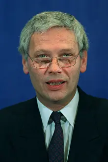 Broek: Hans Van Den Broek