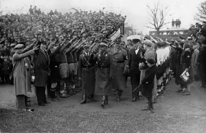 Reichssportfuhrer: Hans von Tschammer and east