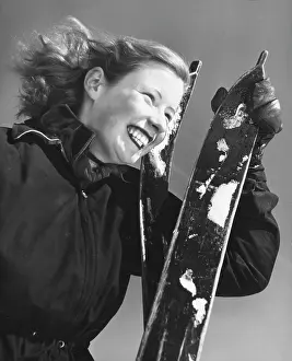 Skis: HAPPY SKI WOMAN