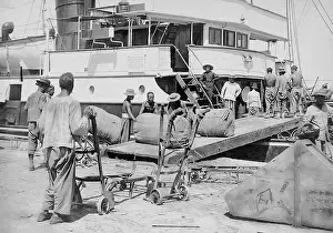 Unloaded: At the harbor of Quingdao, 1904