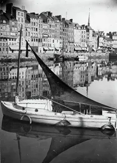 Honfleur: Harbour of Honfleur. About 1930
