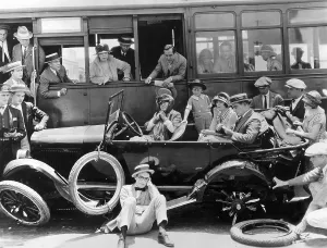 Newmeyer: Harold Lloyd in Hot Water, 1924
