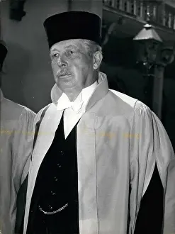 Macmillan: Harold Macmillan, honorary degree, University of Sussex