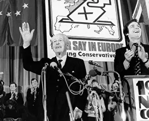 Conservatives: Harold Macmillan speaks to Young Conservatives