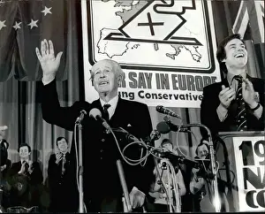 Conservatives: Harold Macmillan speaks to Young Conservatives