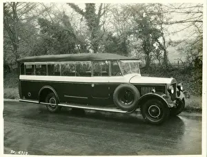 Thornycroft: A Harpen Lightening (or Lighting) coach