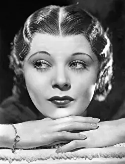 Coiffure: Harriet Hilliard, 1936