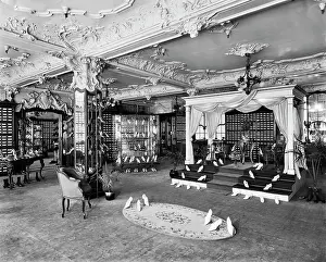 Emphasise: Harrods Shoe Department 1919