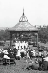 Pierrots: Harrogate, Pierrots, Valley Gardens 1907