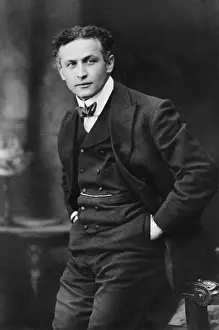 Illusionists: Harry Houdini, American escapologist