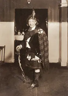 Matinee: Harry Lauder at hospital matinee