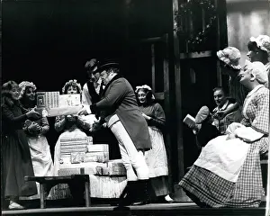 Rehearses: Harry Secombe rehearsing Pickwick, Saville Theatre, London