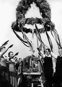 Thanksgiving: Harvest crown, 1942