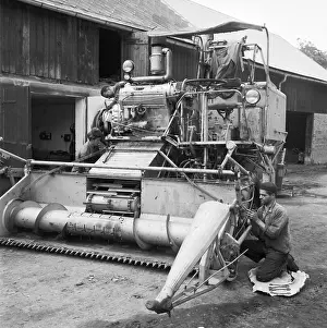 Nosek: Harvest machine - repair - maintenance