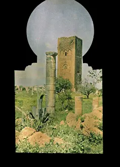 Marocco: The Hassan tower among the