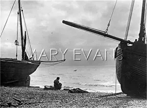 Bowsprit: HASTINGS BEACH