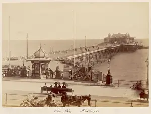 Crusoe: Hastings - Photo of Pier