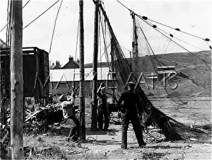 Banffshire: HAULING SALMON NETS