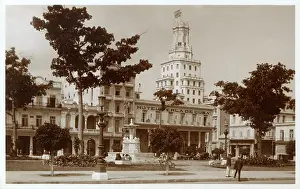 Parque: Havana, Cuba - The Park at Fraternity Square