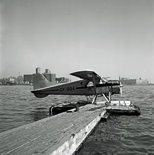 Toronto: De Havilland Canada Beaver floatplane CF-ODA OPAS Toronto