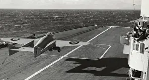 Take Off: de Havilland DH-100 Vampire